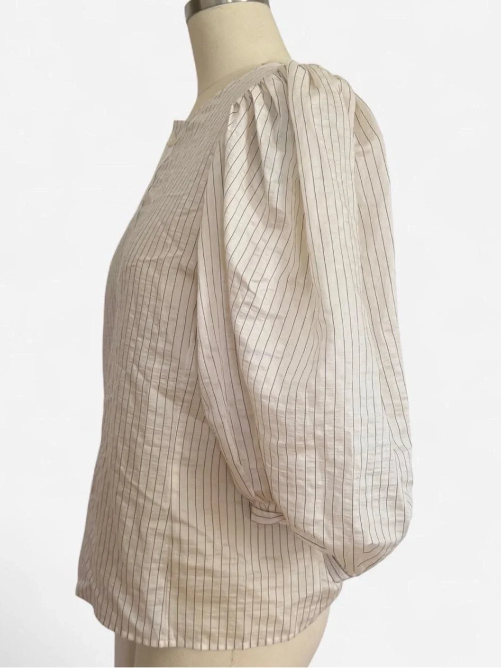 Madewell pinstripe button